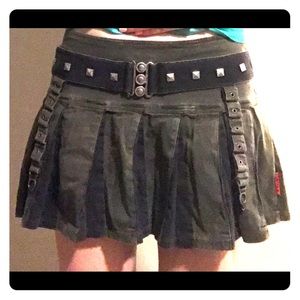 Tripp Hot Topic forest green pleated mini skirt